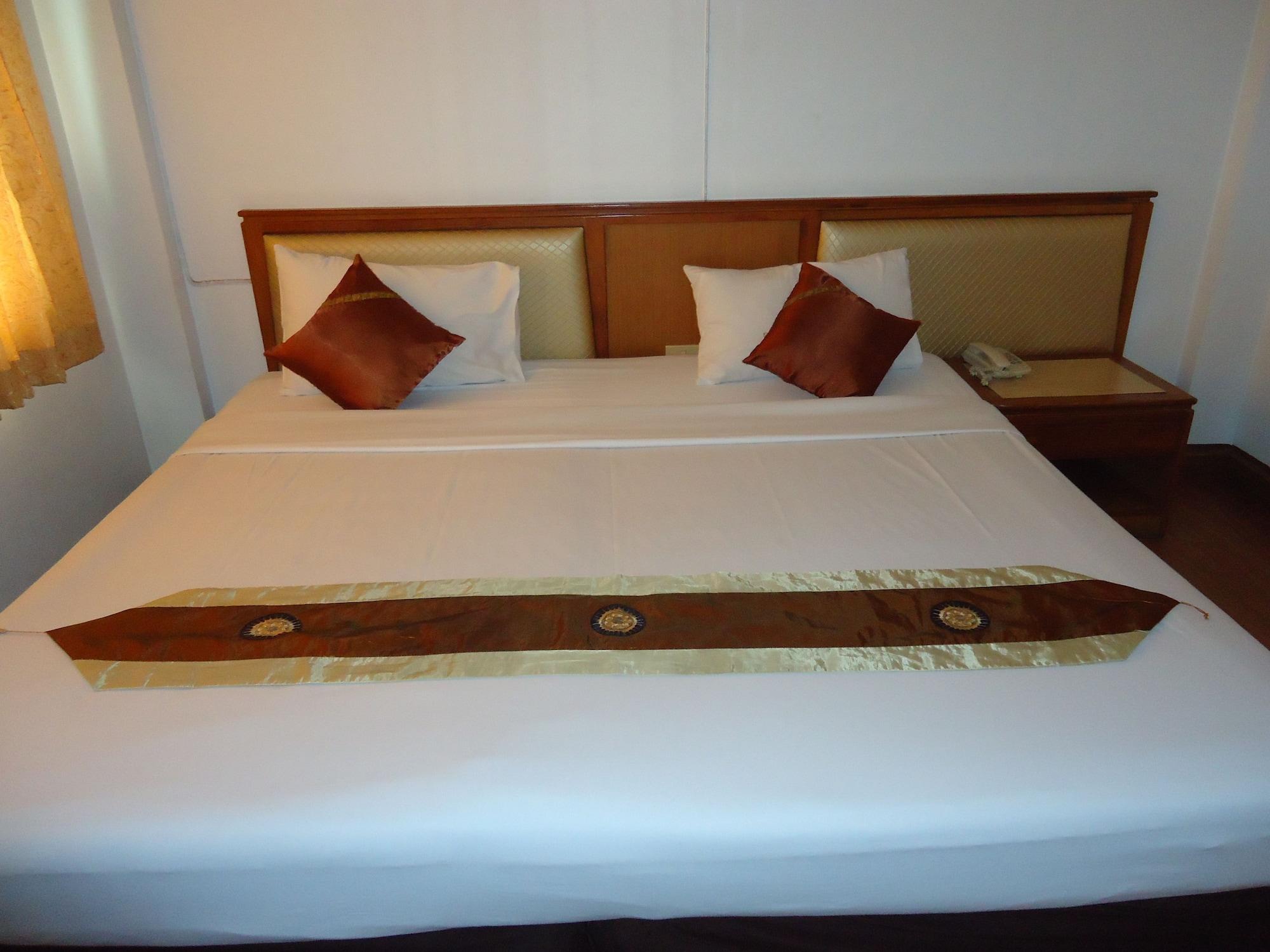 Top North Hotel Chiang Mai Exterior foto