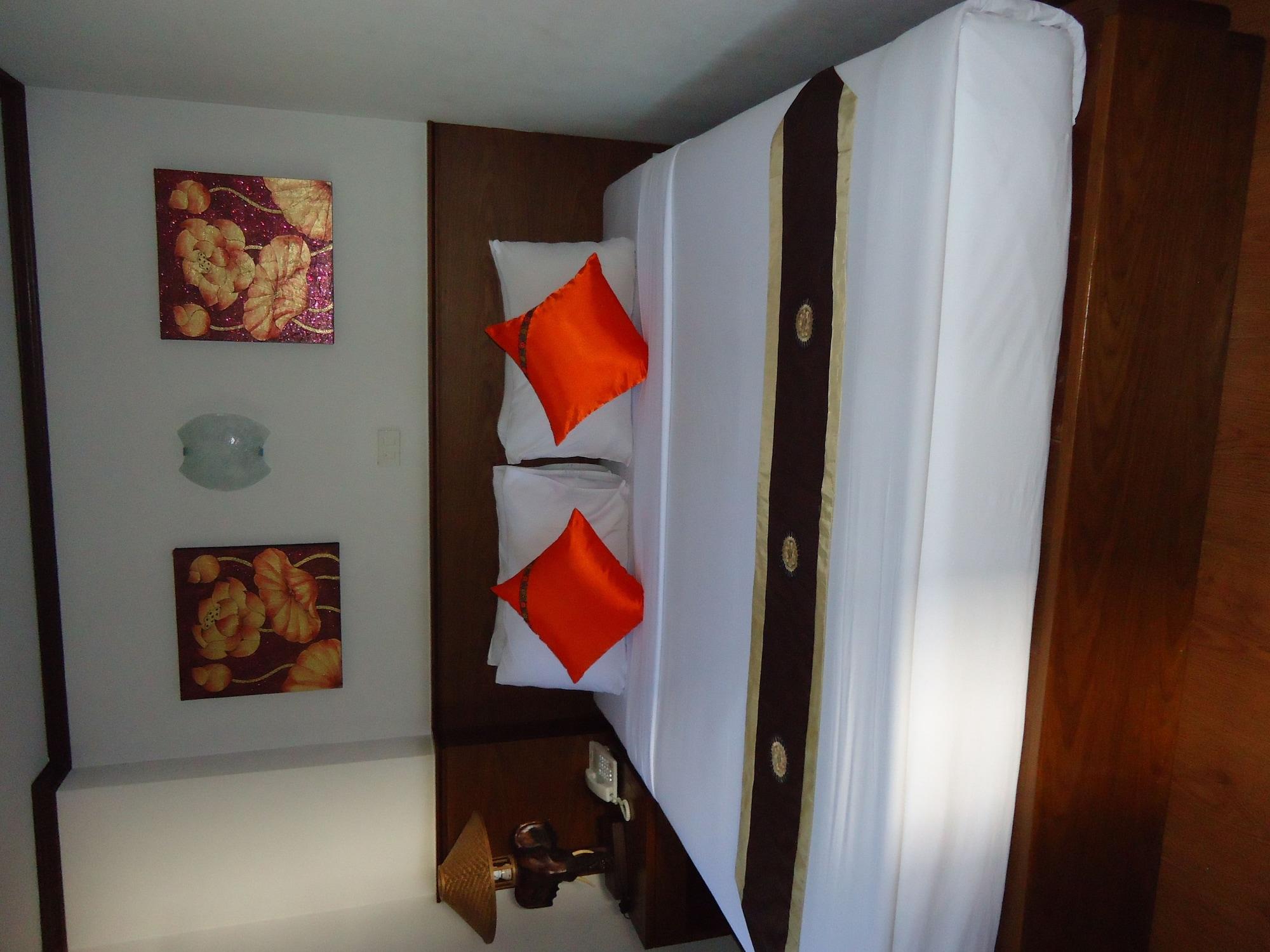 Top North Hotel Chiang Mai Exterior foto