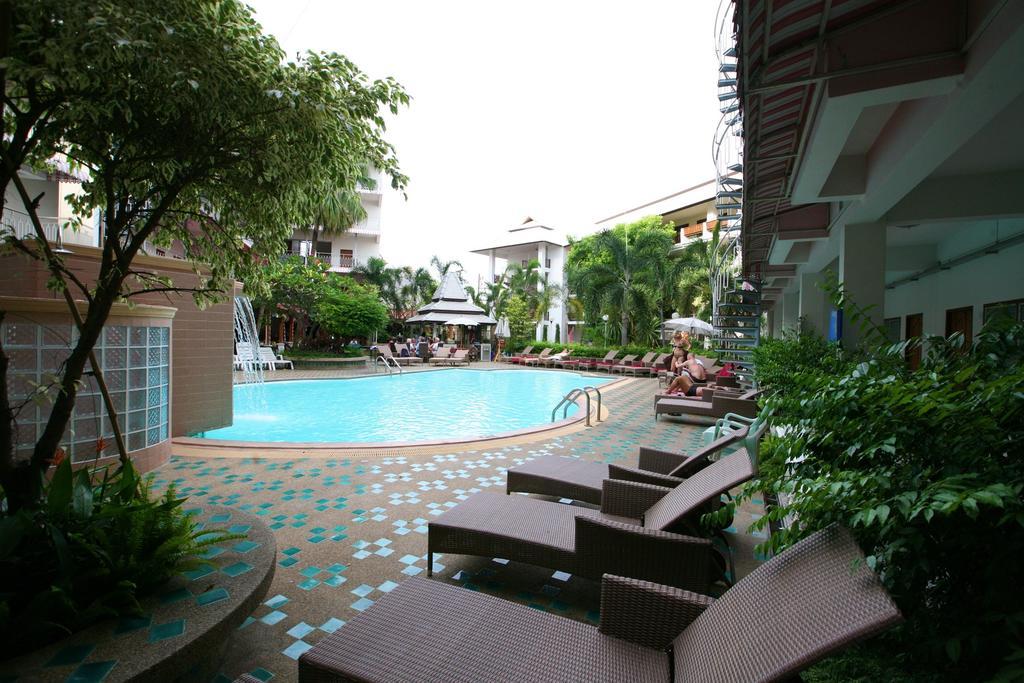 Top North Hotel Chiang Mai Exterior foto