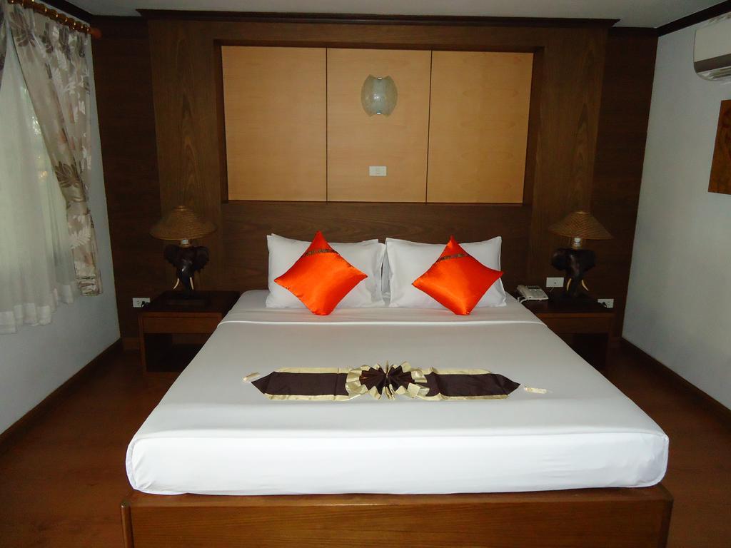 Top North Hotel Chiang Mai Exterior foto