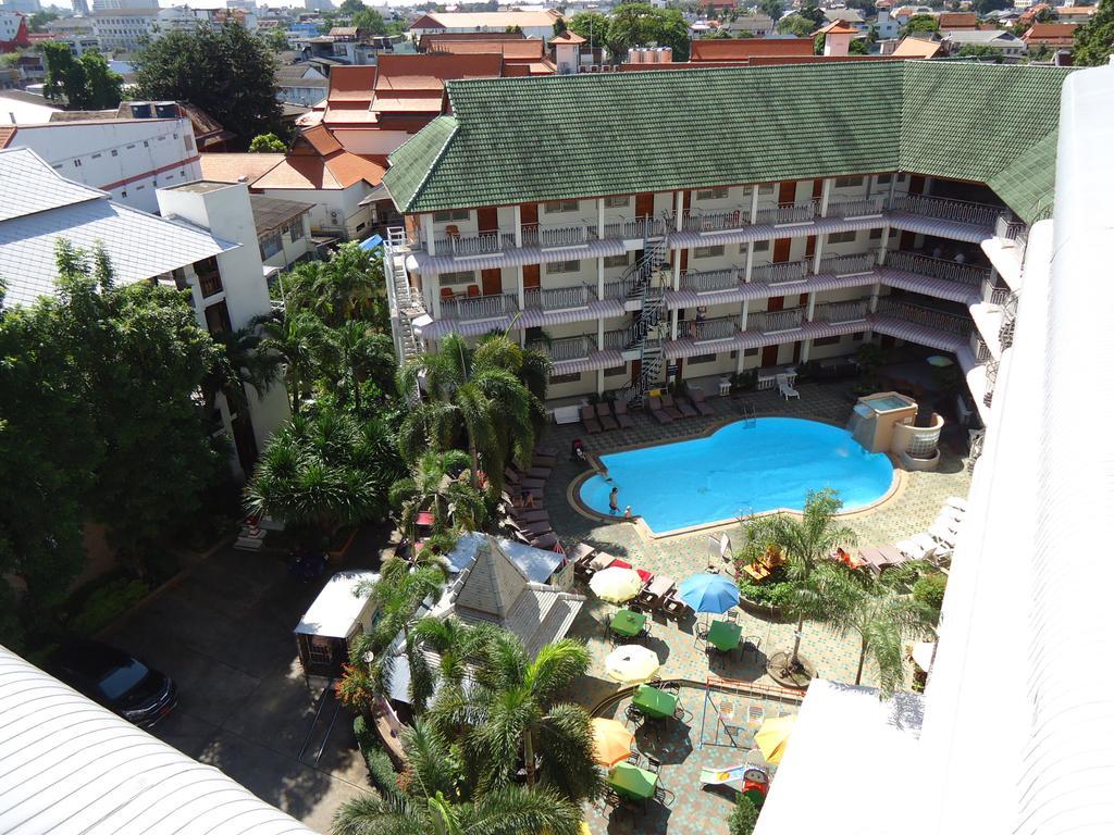 Top North Hotel Chiang Mai Exterior foto